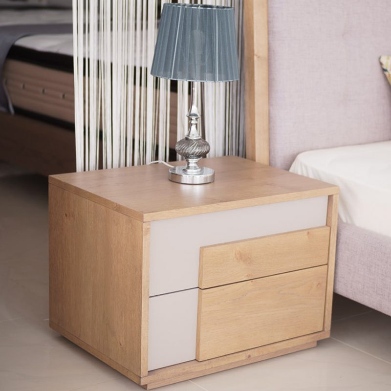 Κομοδίνο Natalia