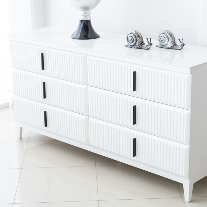 Συρταριέρα Johan